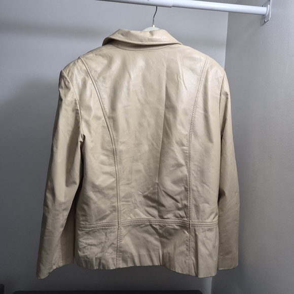 Cream Women's Jacket - Picture 7 of 7